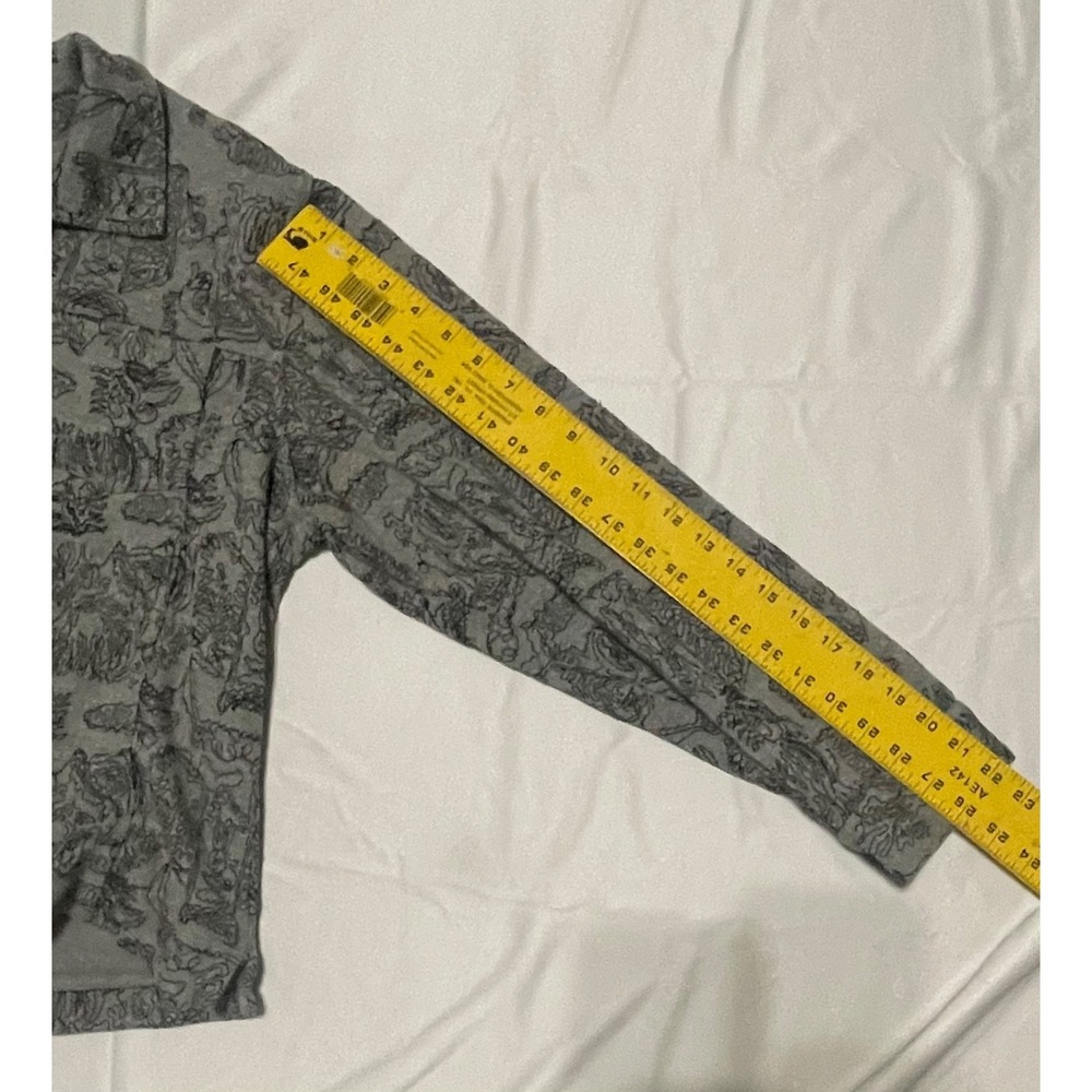 Chico's Jacquard Knit Shirt Jacket Gray & Black Leaf Pattern Button Font Size 3 - Picture 7 of 14